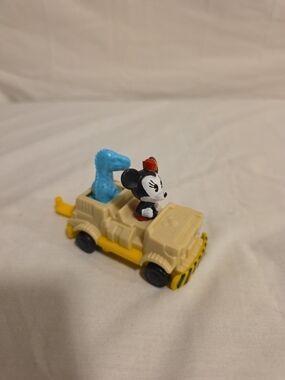 2020 McDonald's Disney Mickey & Minnie's Runaway Railway Minnie & Dinosaur 3½"